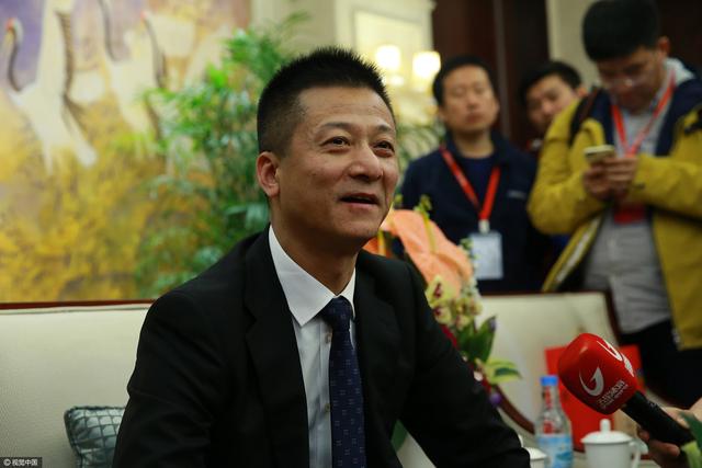 黑丝在线